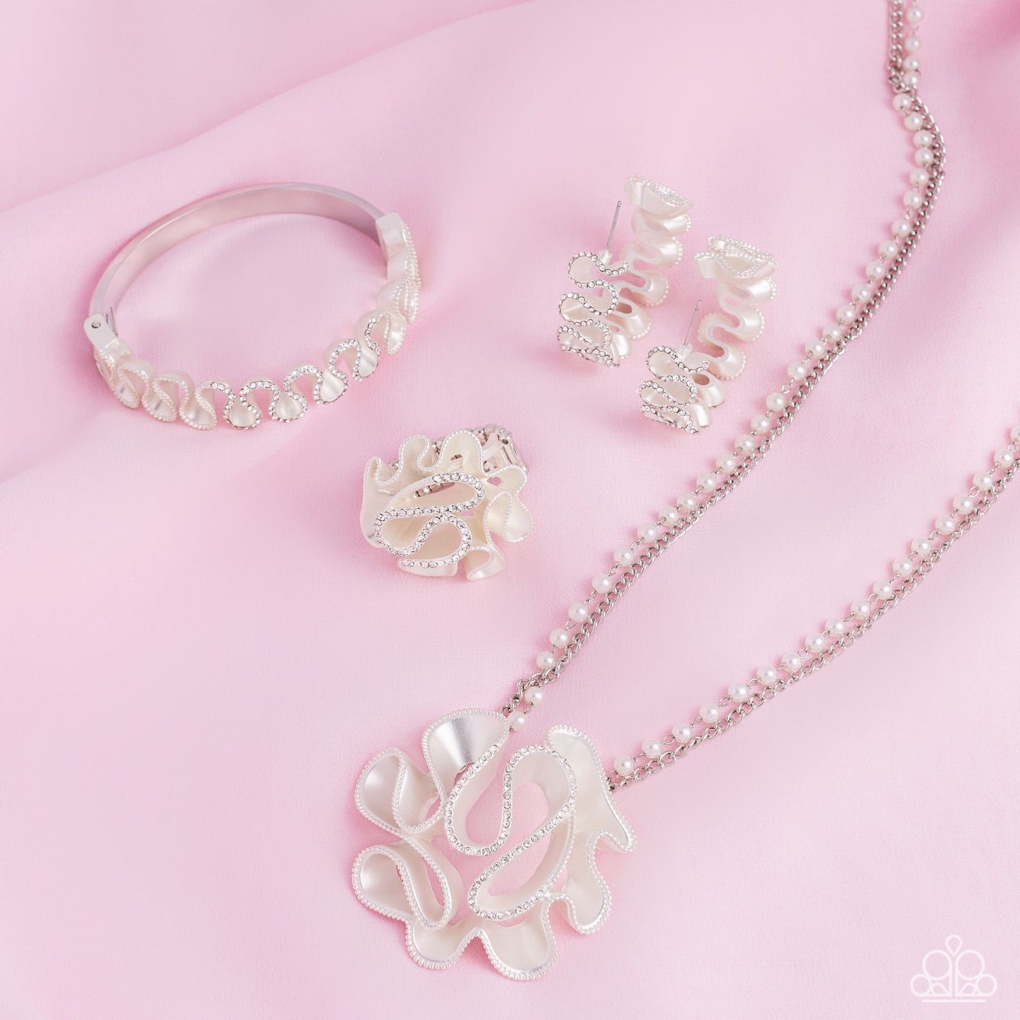 Resolutely Ruffled - White