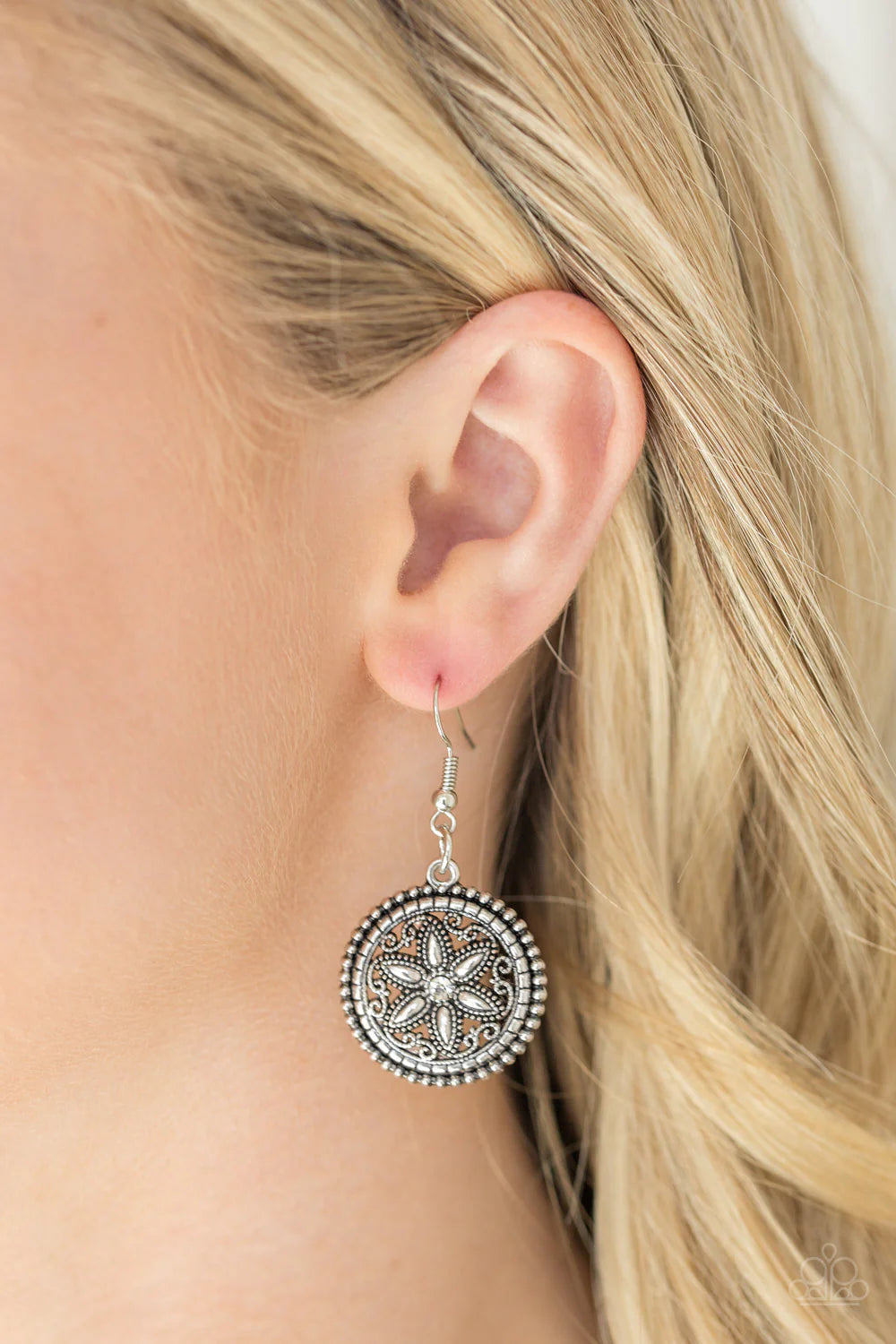 Written in The Star Lilies-White