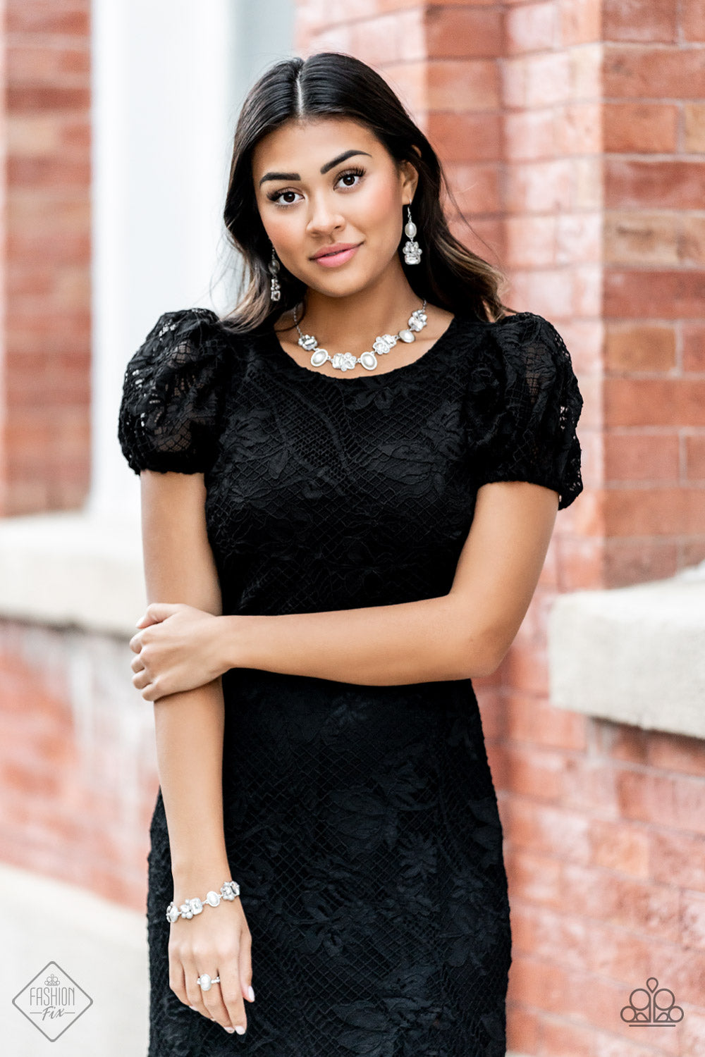 Best in SHOWSTOPPING - White